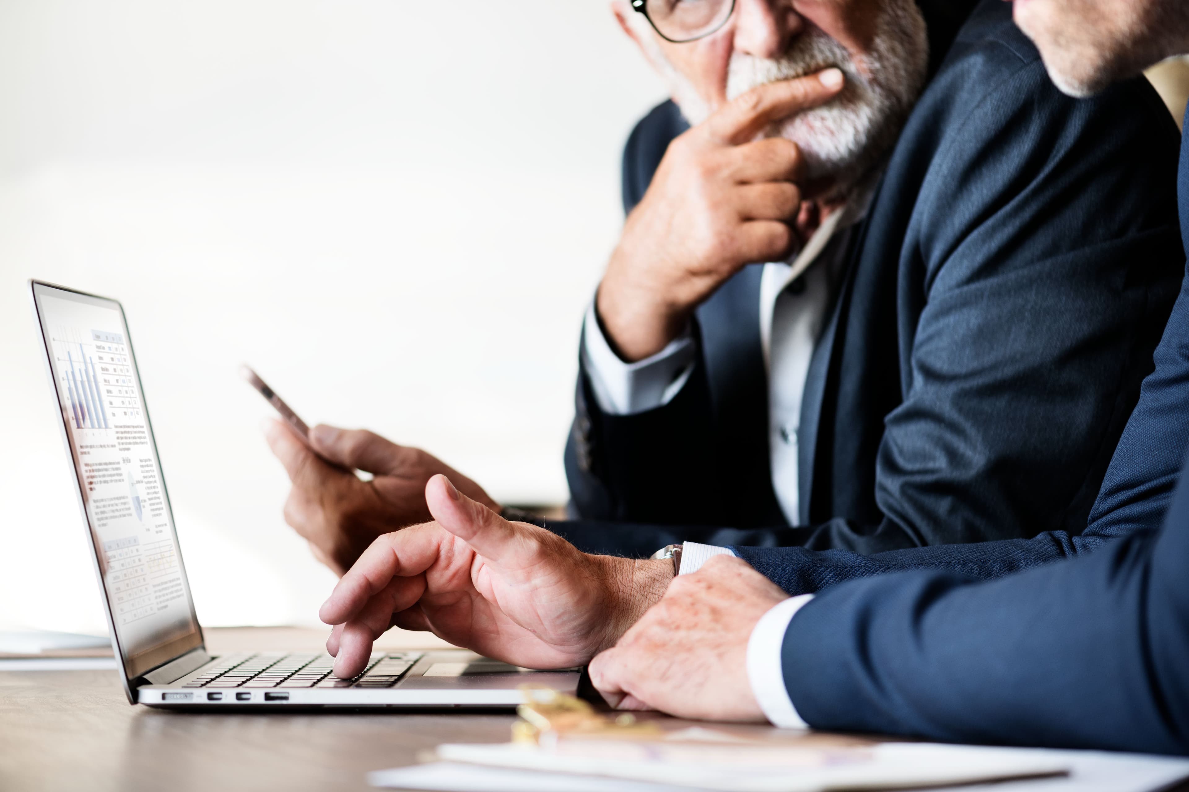 Como Fazer Precificação Estratégica B2B e Negociar Contratos? 
